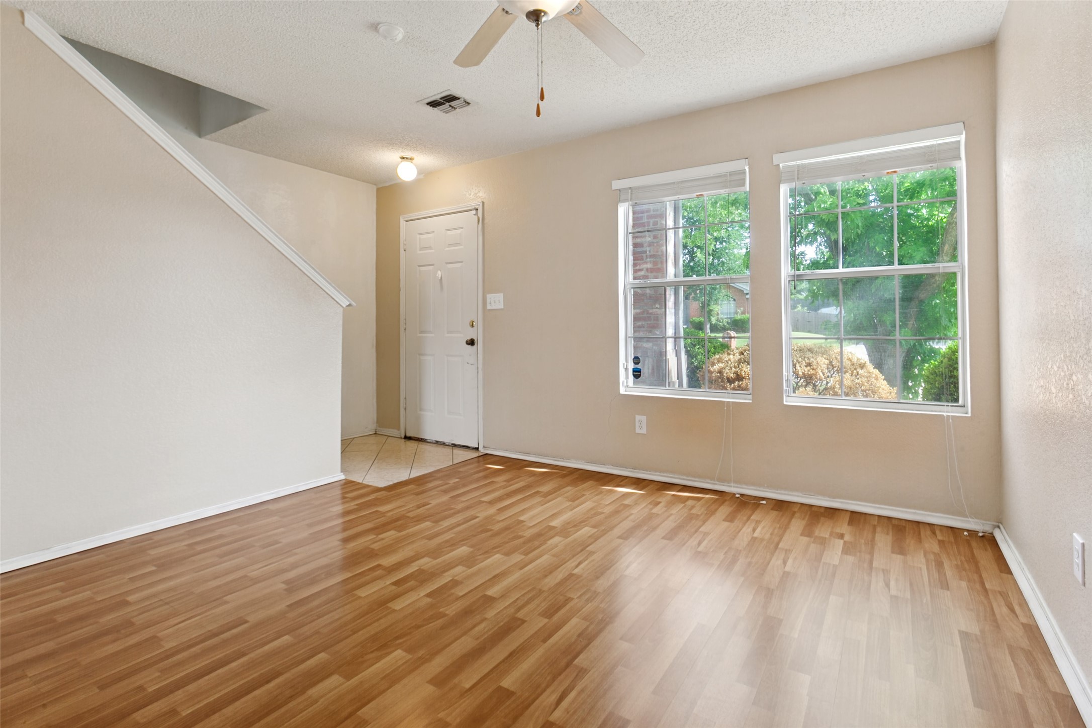 1301 Mill Crossing Garland TX 75040
