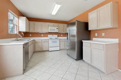 1301 Mill Crossing Garland TX 75040
