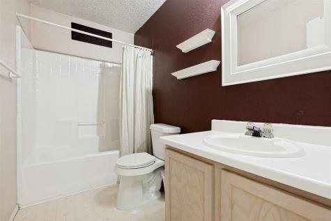 1301 Mill Crossing Garland TX 75040