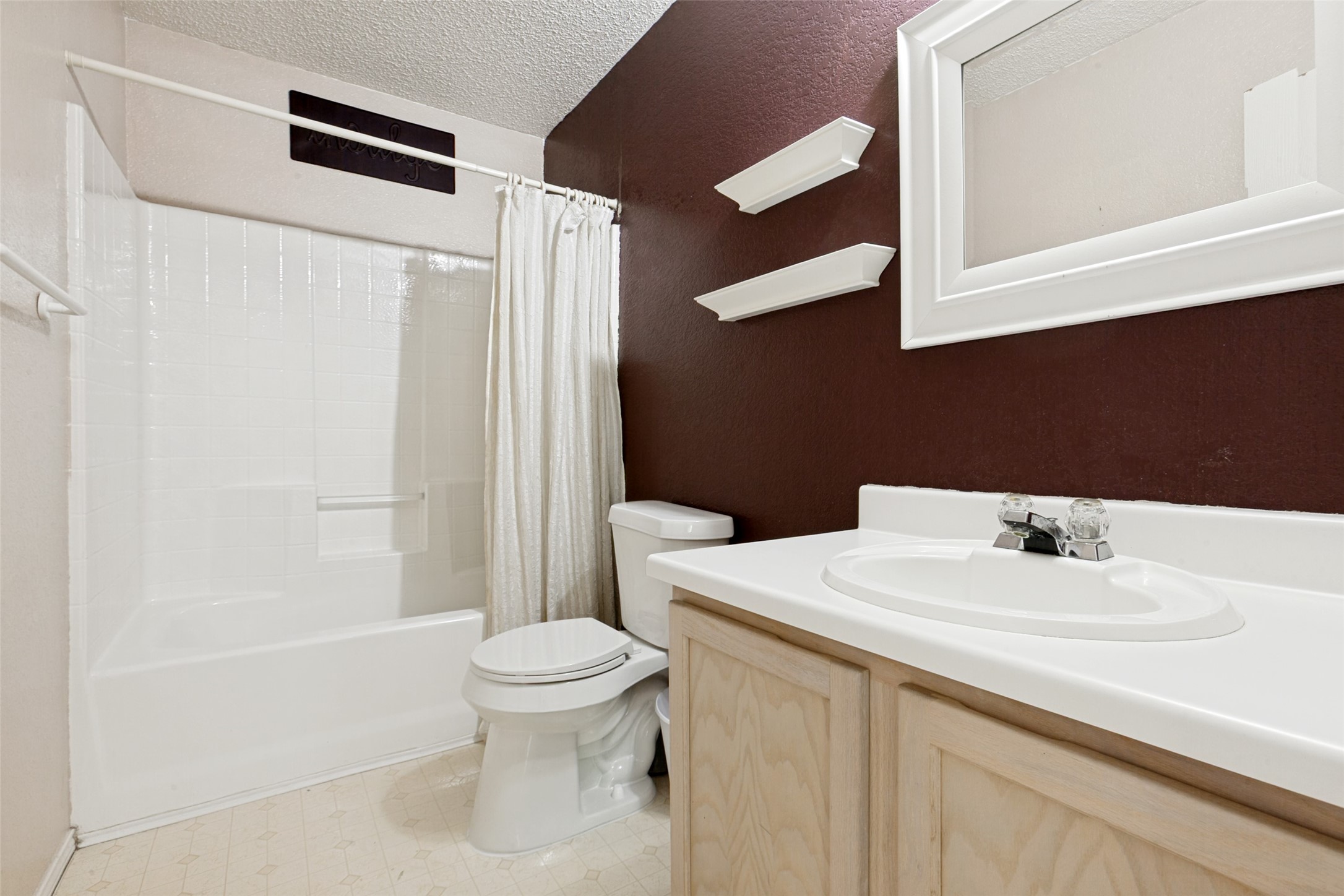1301 Mill Crossing Garland TX 75040