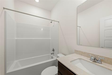 113 Adaline Bend Mcgregor TX 76657