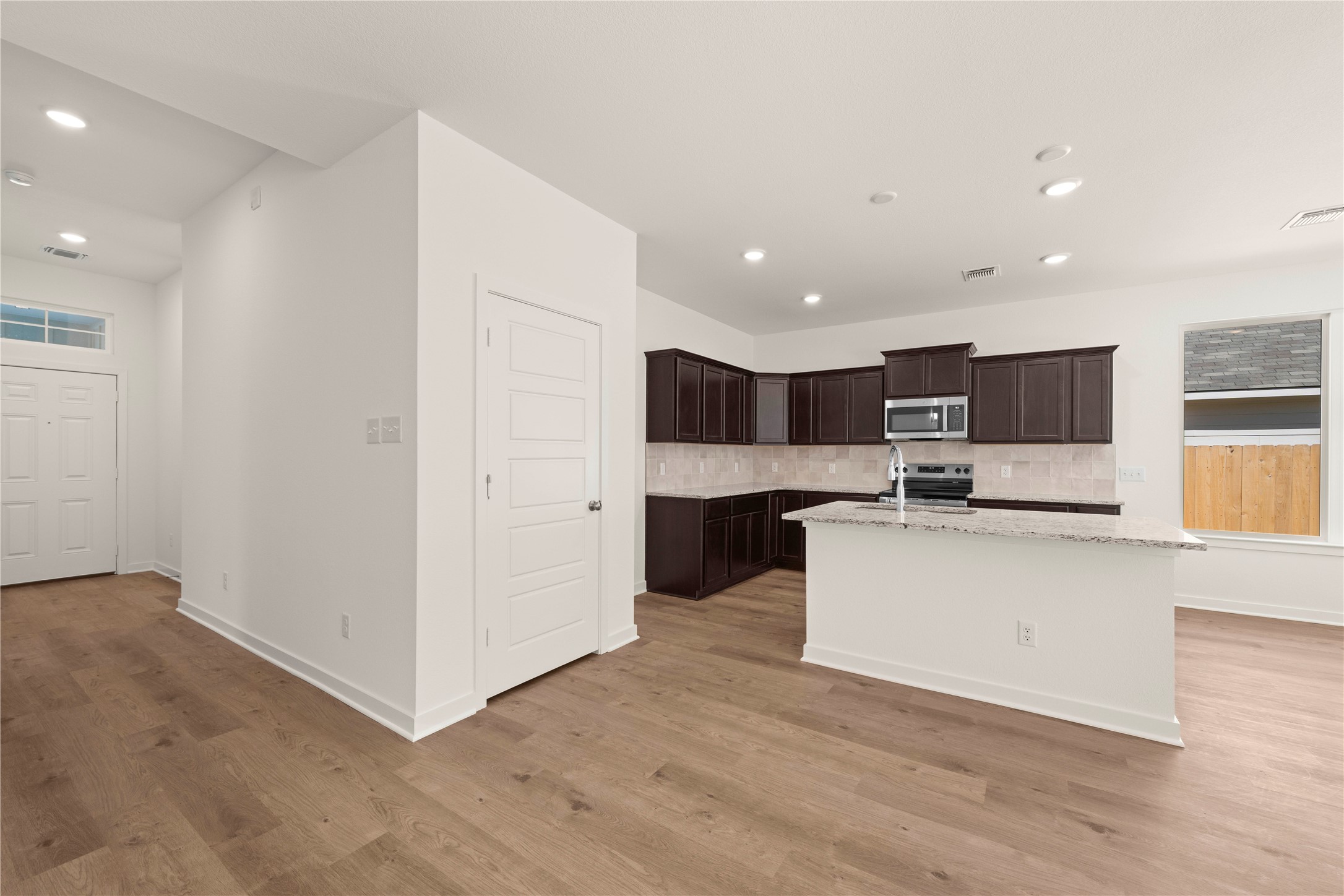 113 Adaline Bend Mcgregor TX 76657