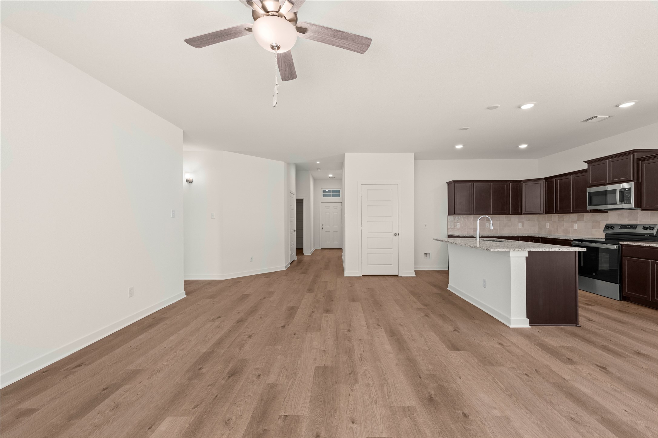 113 Adaline Bend Mcgregor TX 76657