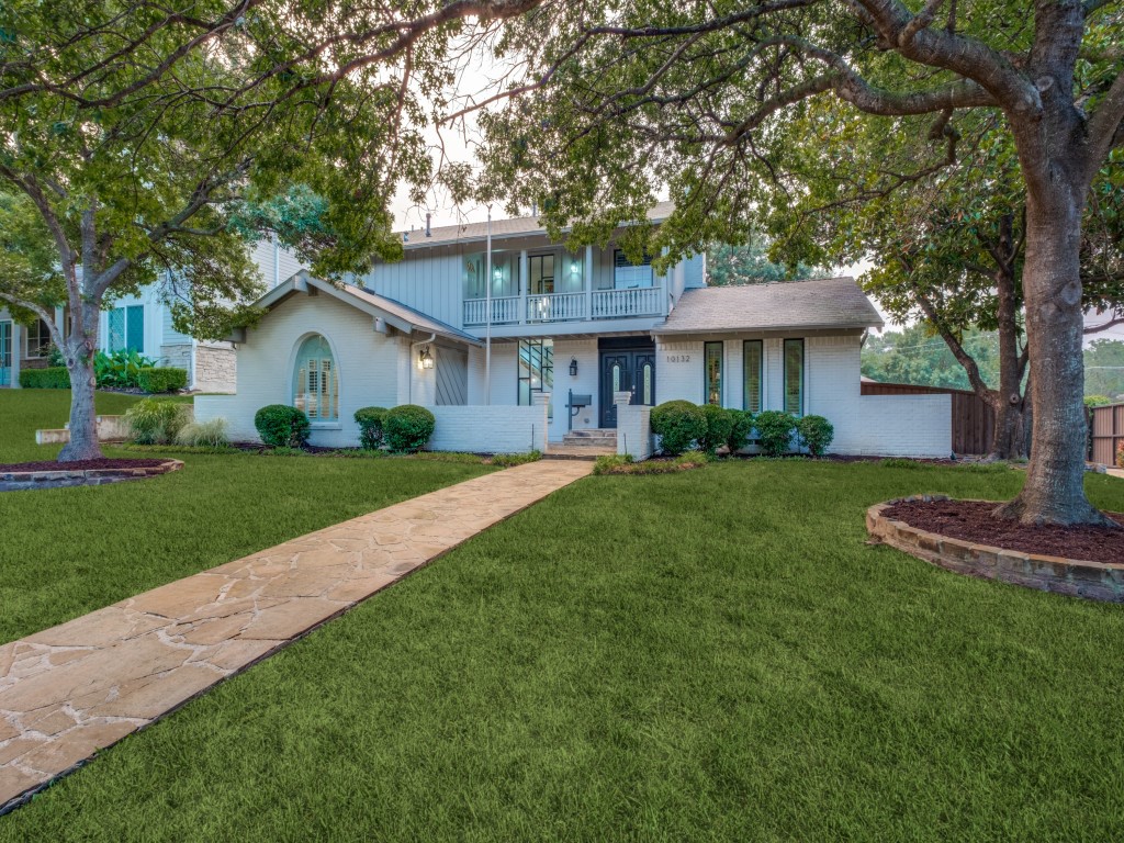 10132 Robin Hill Lane Dallas TX 75238