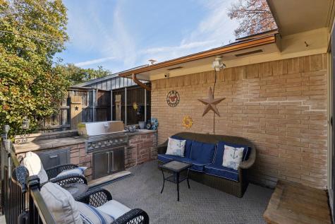 5505 Ledgestone Drive Dallas TX 75214
