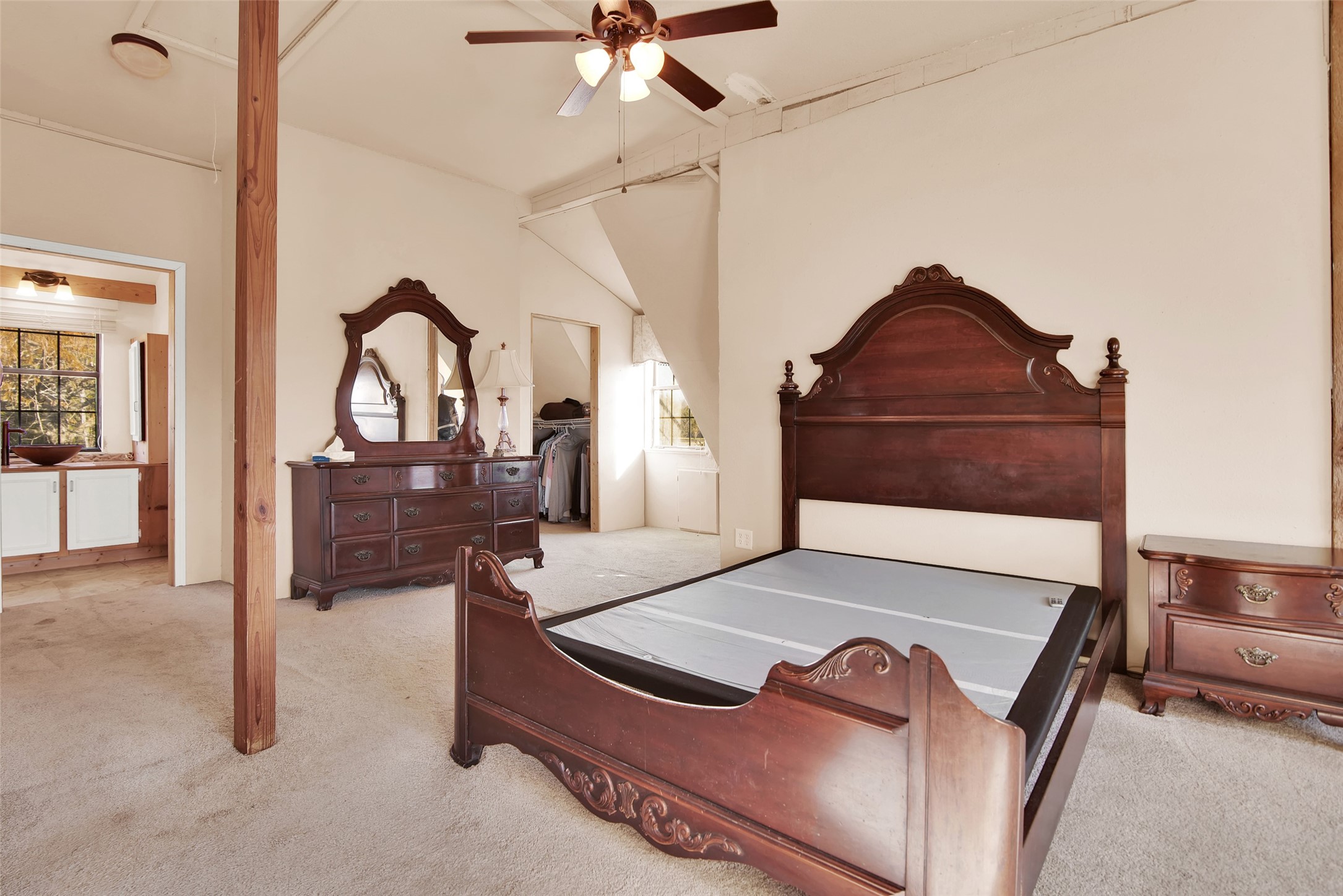 691 Bear Road Van Alstyne TX 75495