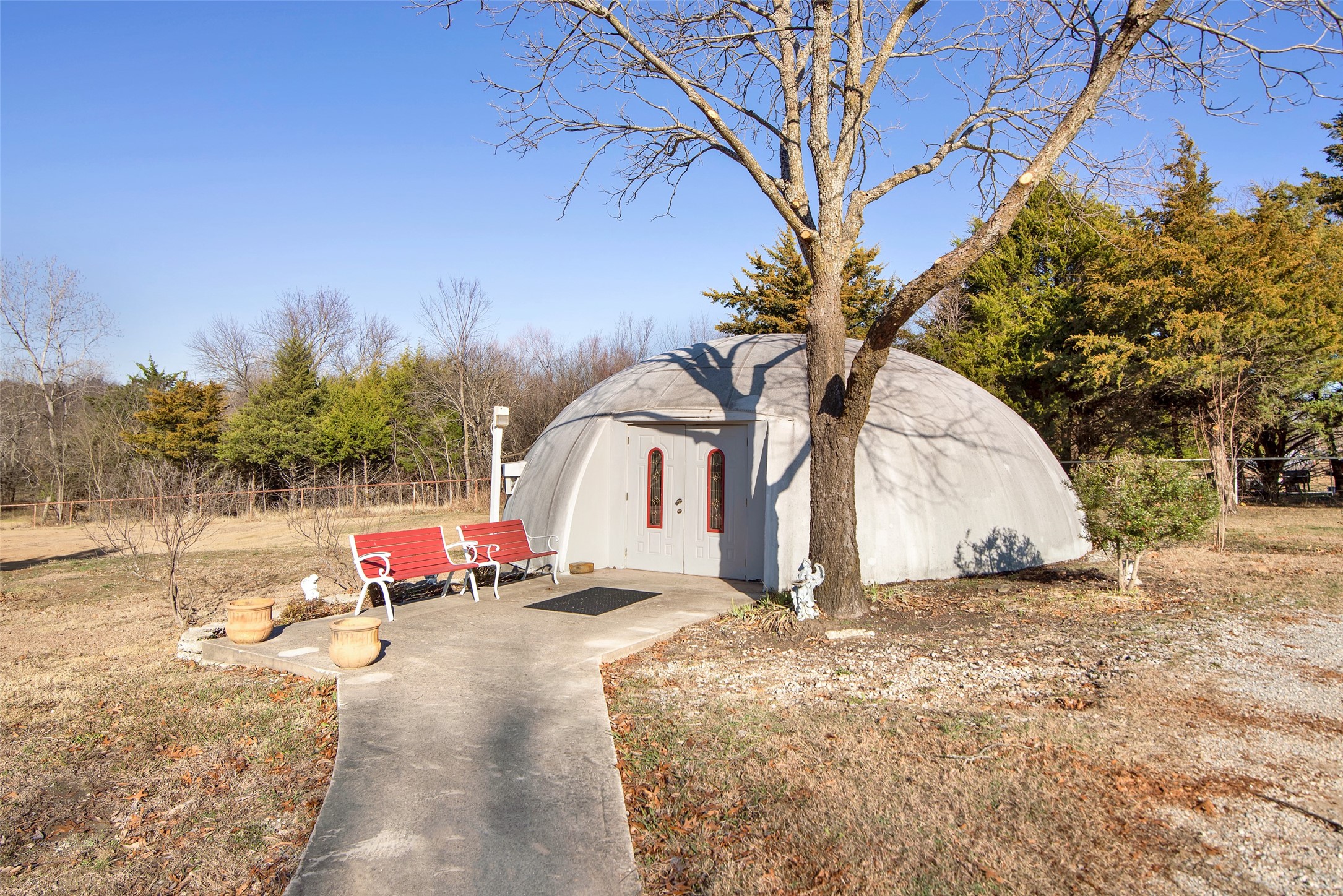 691 Bear Road Van Alstyne TX 75495