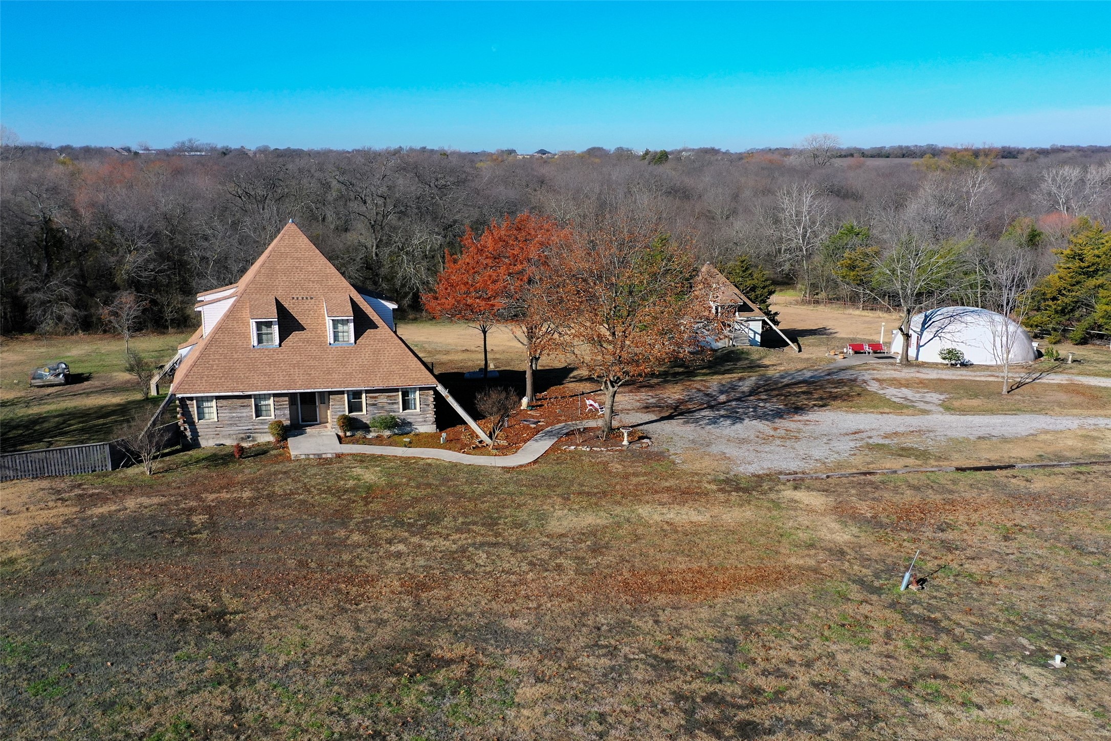 691 Bear Road Van Alstyne TX 75495