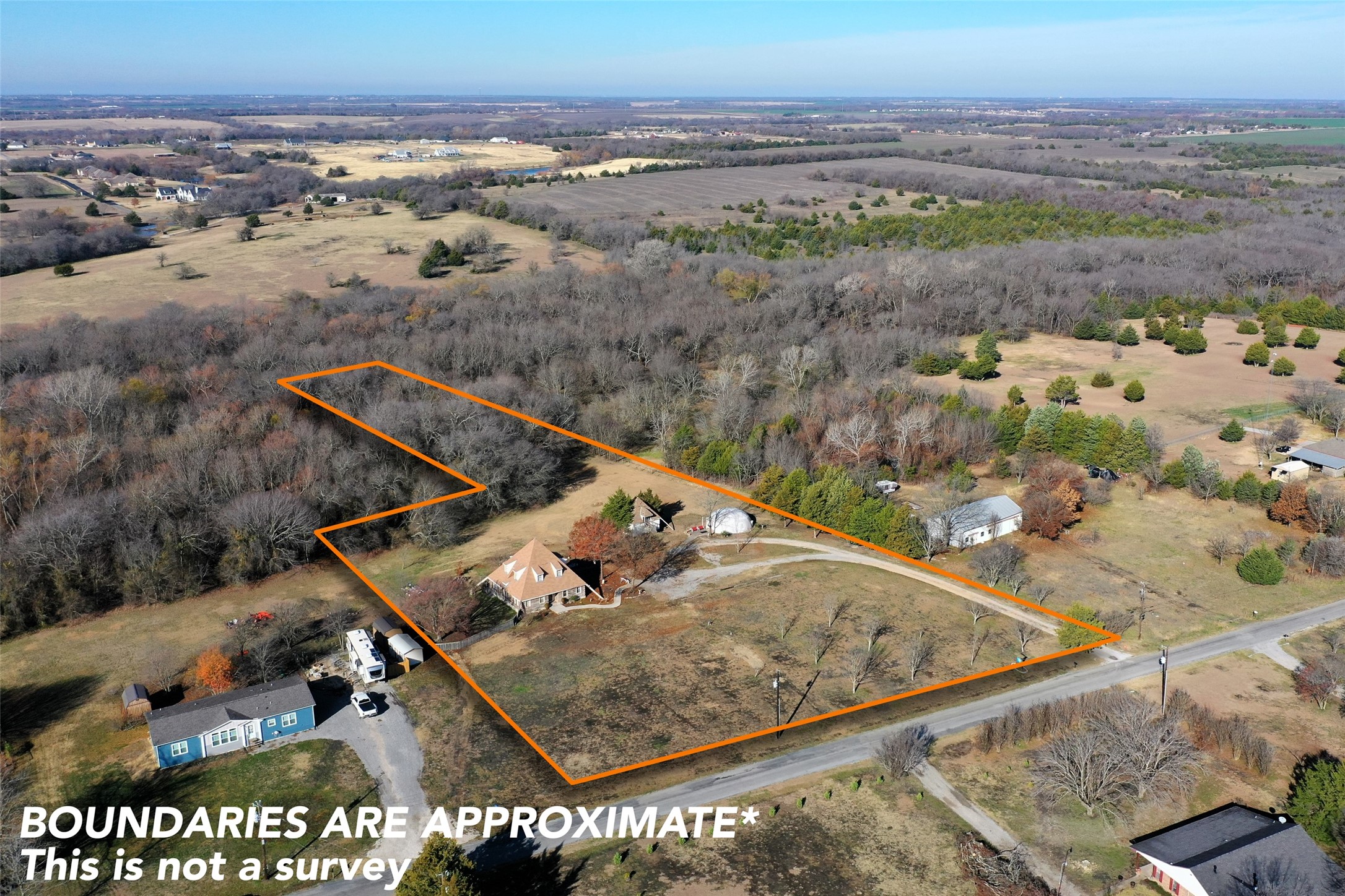 691 Bear Road Van Alstyne TX 75495