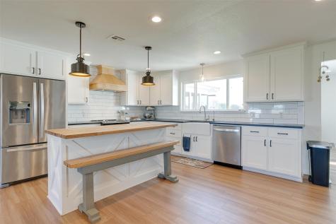 939 Twin Bends Road Crawford TX 76638