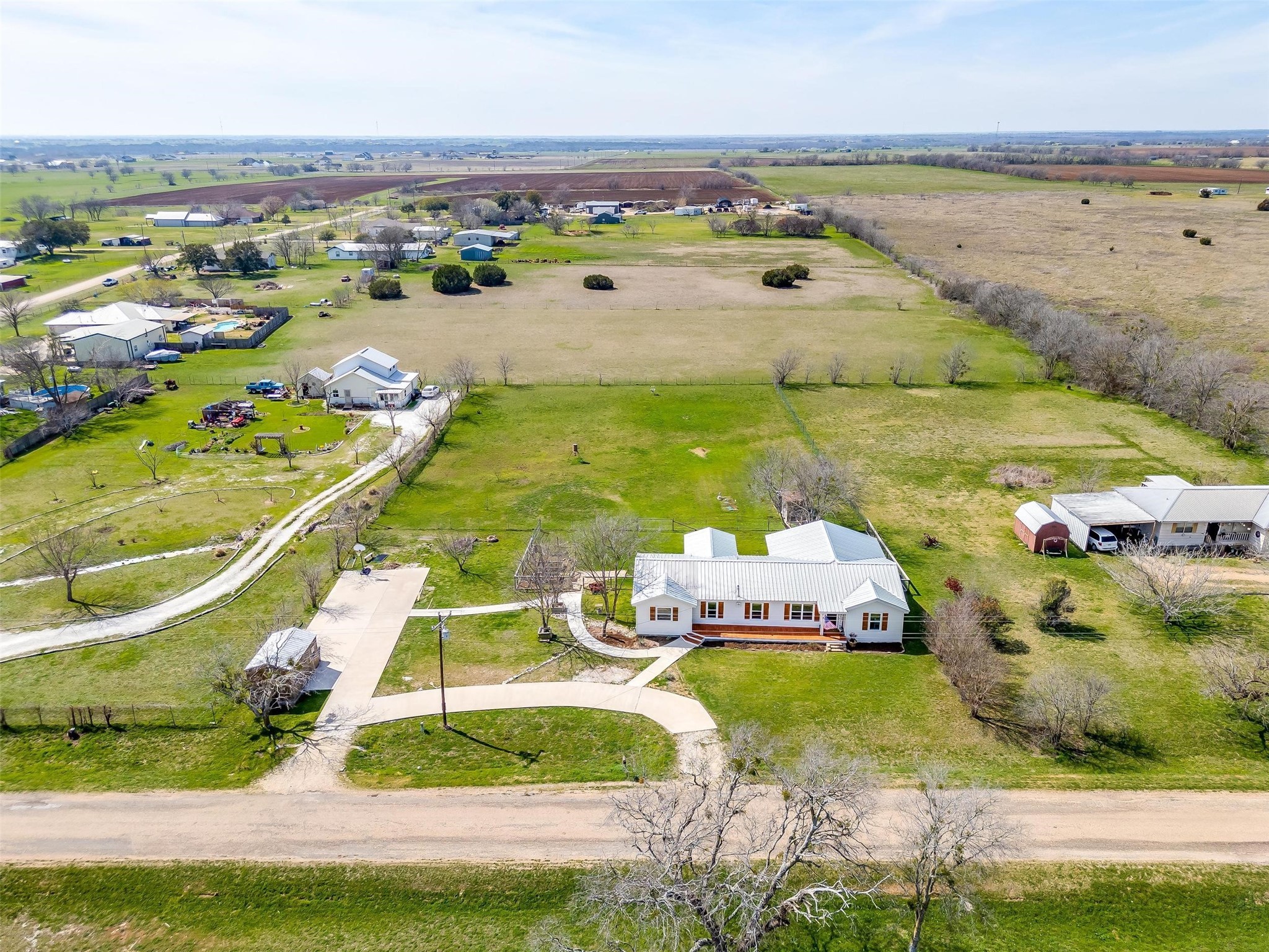 939 Twin Bends Road Crawford TX 76638