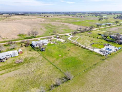 939 Twin Bends Road Crawford TX 76638
