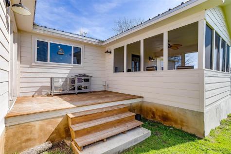 939 Twin Bends Road Crawford TX 76638