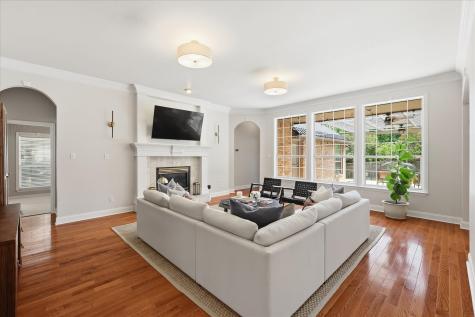 3103 Regal Drive Arlington TX 76016