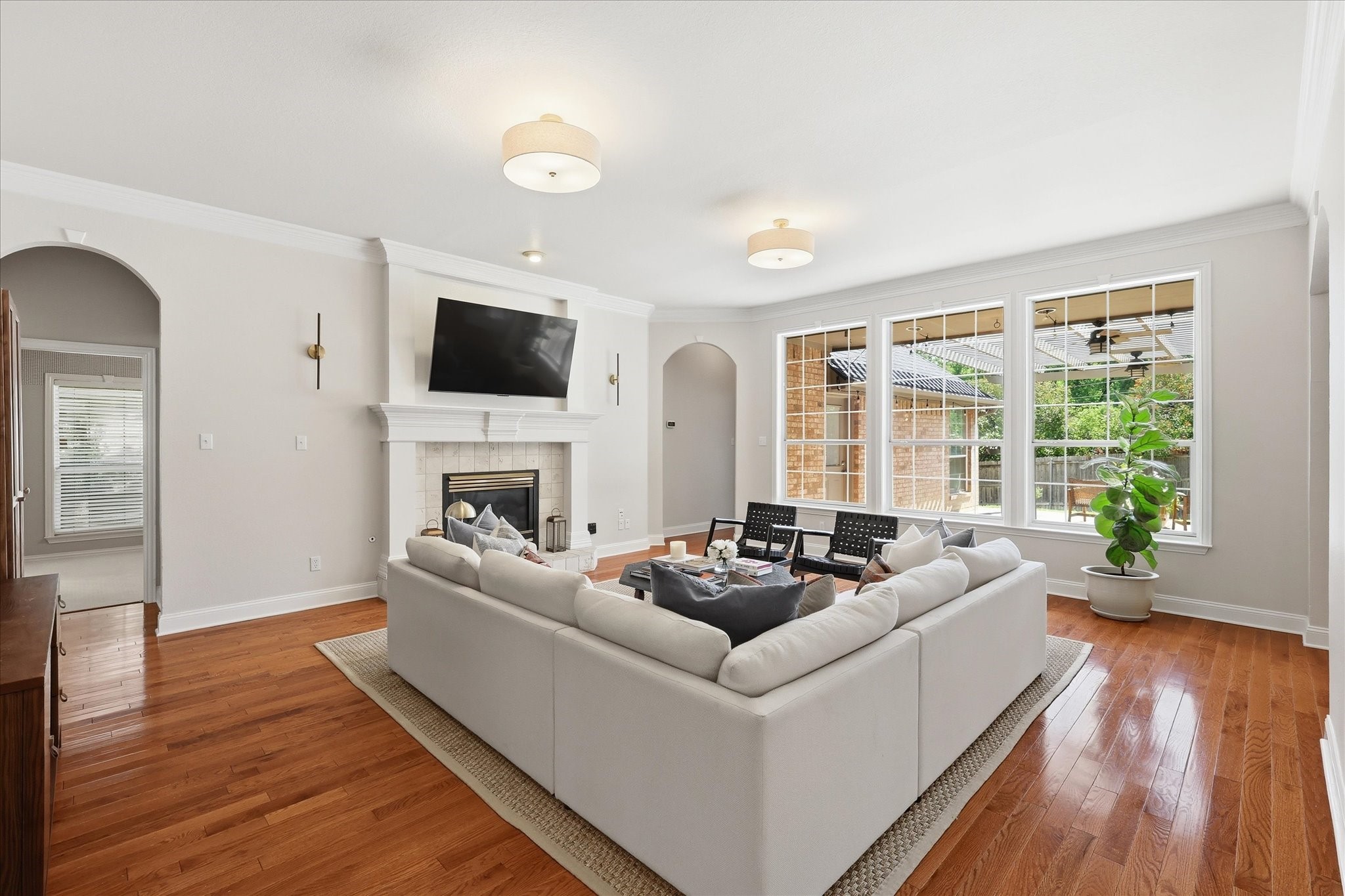 3103 Regal Drive Arlington TX 76016