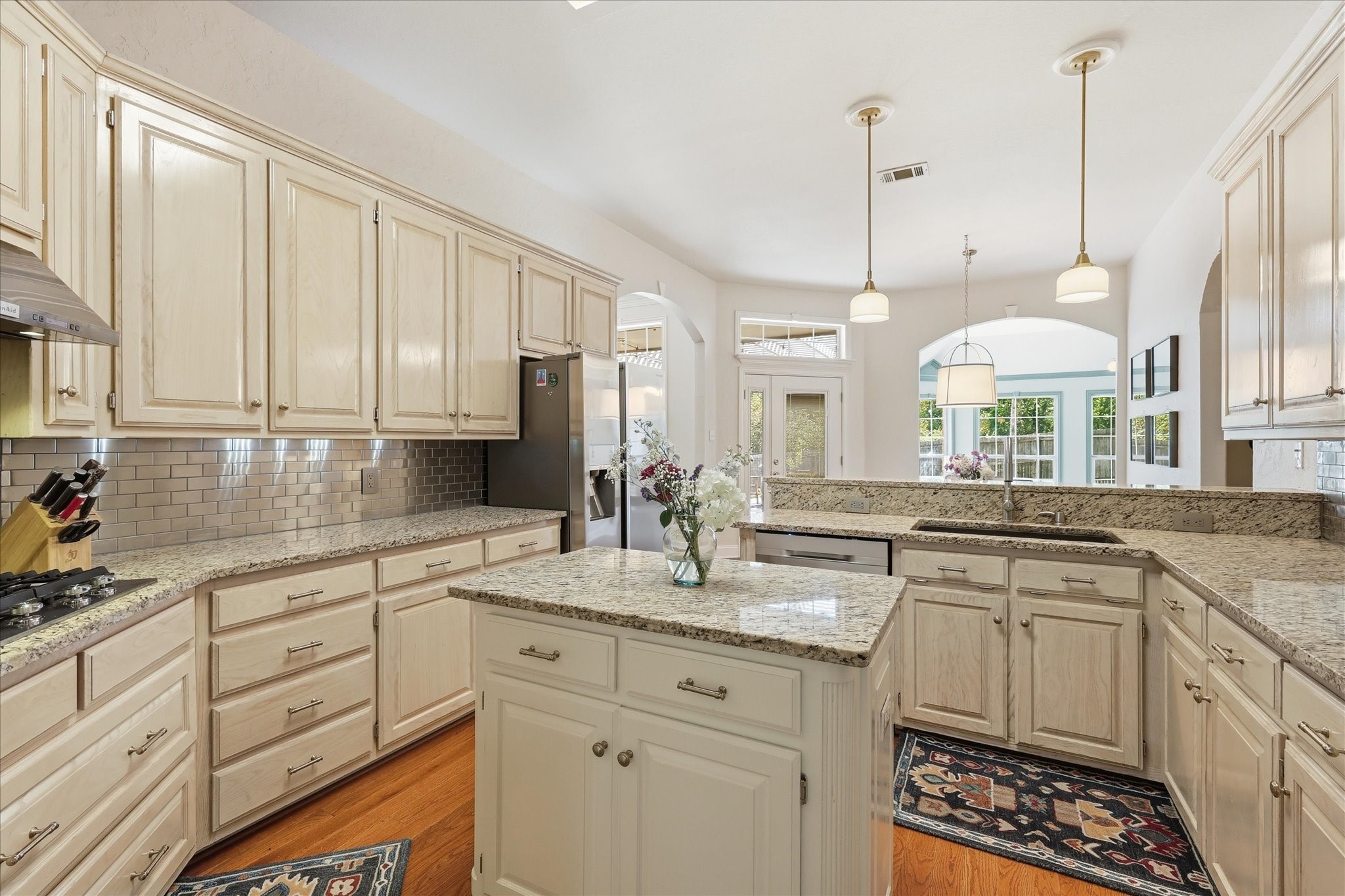 3103 Regal Drive Arlington TX 76016