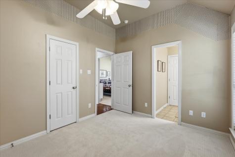 3103 Regal Drive Arlington TX 76016