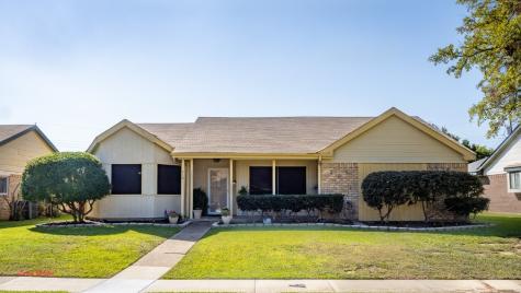 516 Quail Hollow Drive Mesquite TX 75150