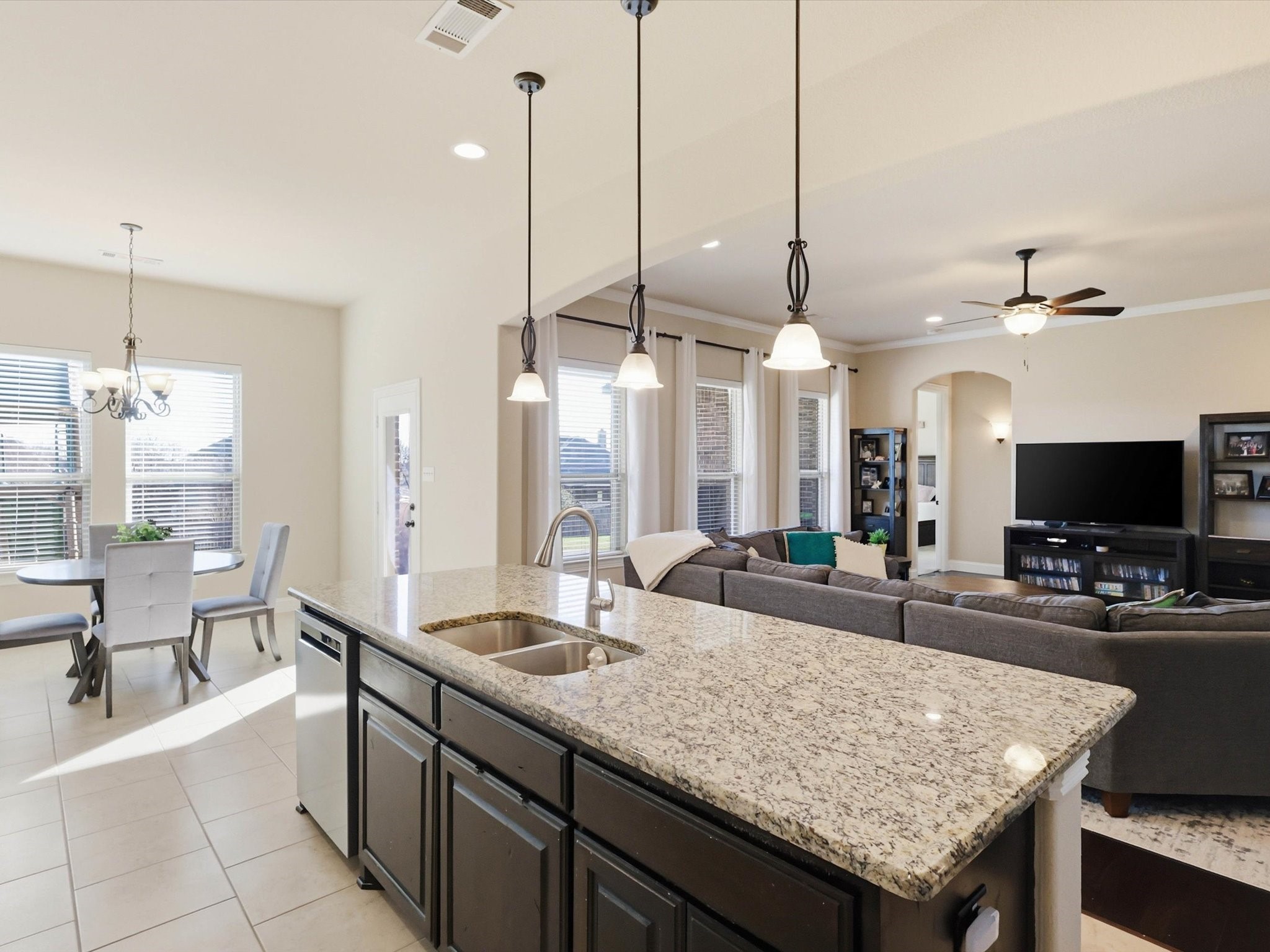 1114 Texanna Trail Midlothian TX 76065