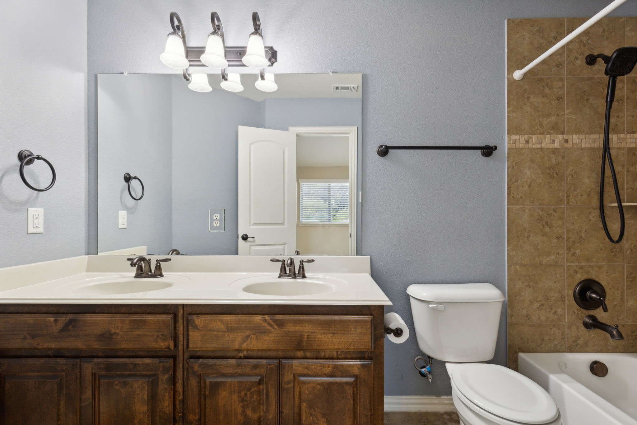 1201 Navajo Drive Mckinney TX 75072