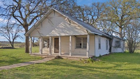 202 Johns Drive Chico TX 76431