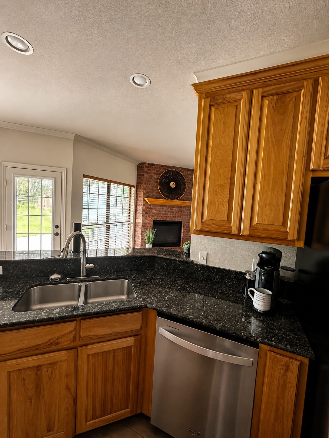 704 Janis Street Granbury TX 76049