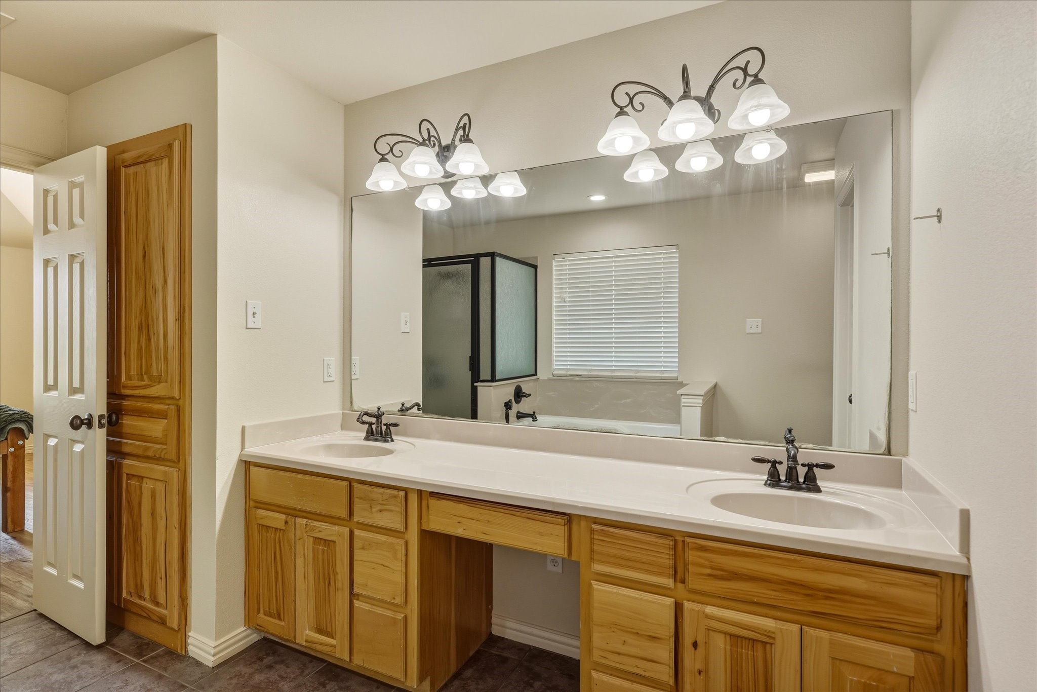 704 Janis Street Granbury TX 76049