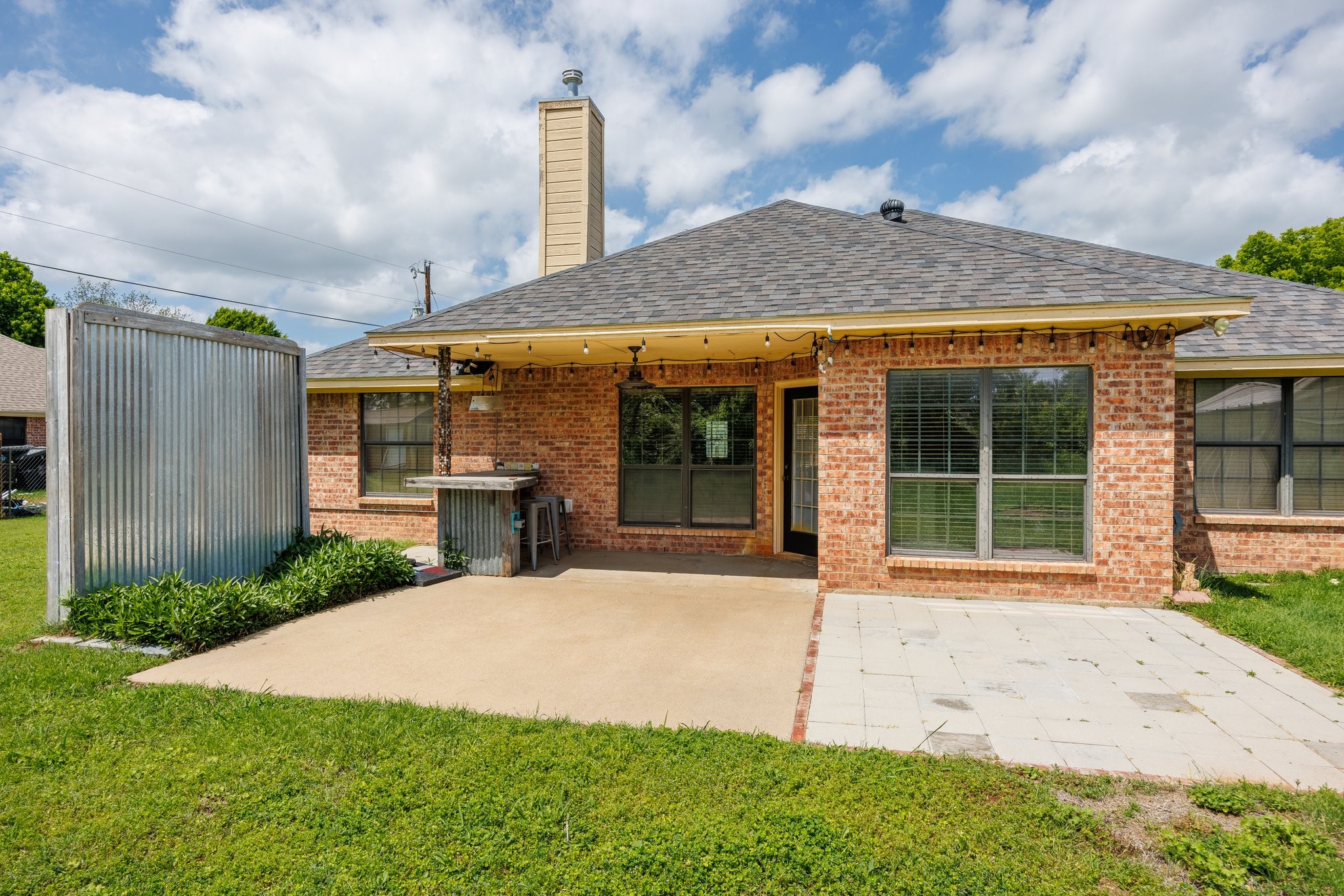 704 Janis Street Granbury TX 76049