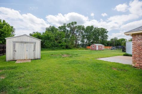 704 Janis Street Granbury TX 76049