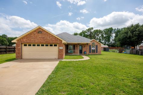 704 Janis Street Granbury TX 76049
