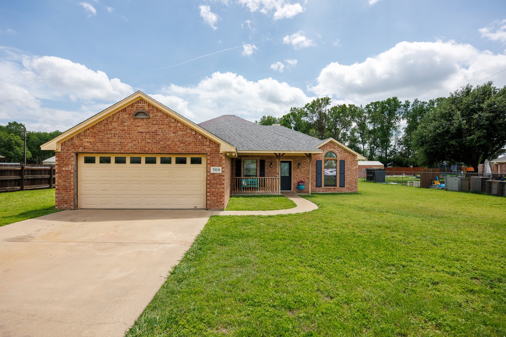 704 Janis Street Granbury TX 76049