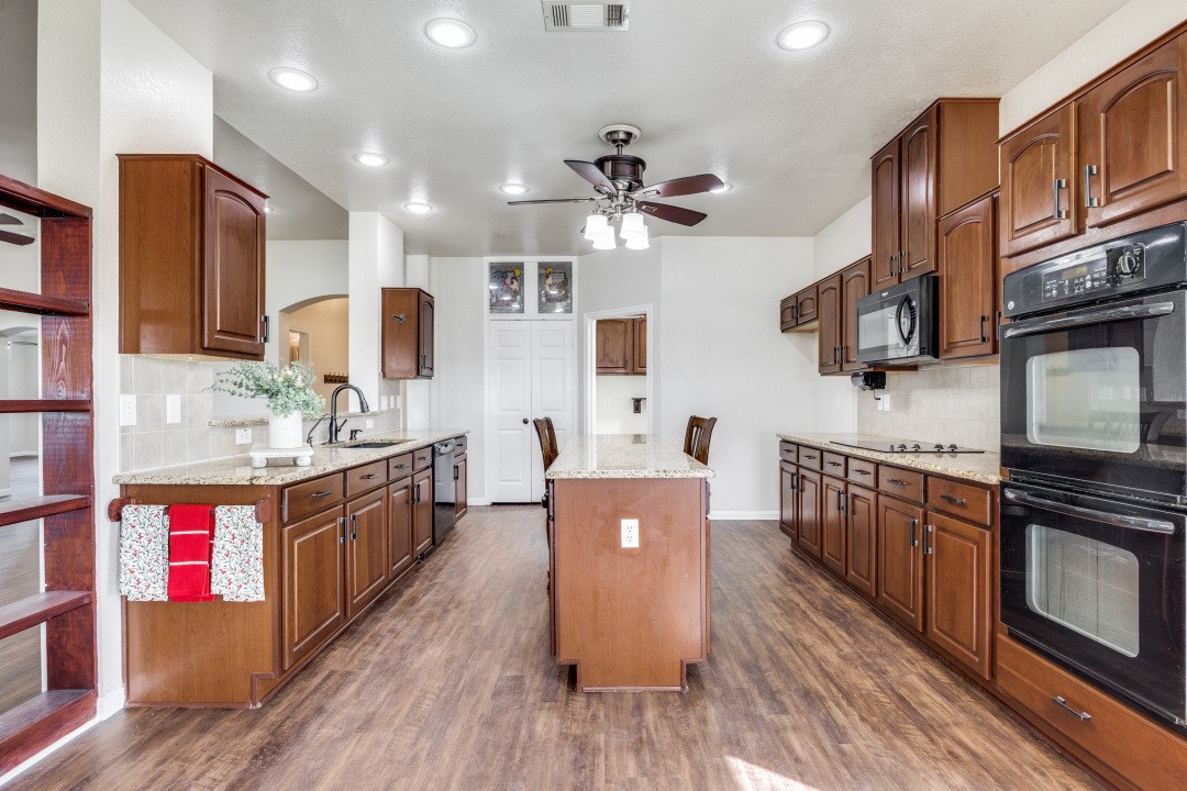 3411 Fm 636 Kerens TX 75144