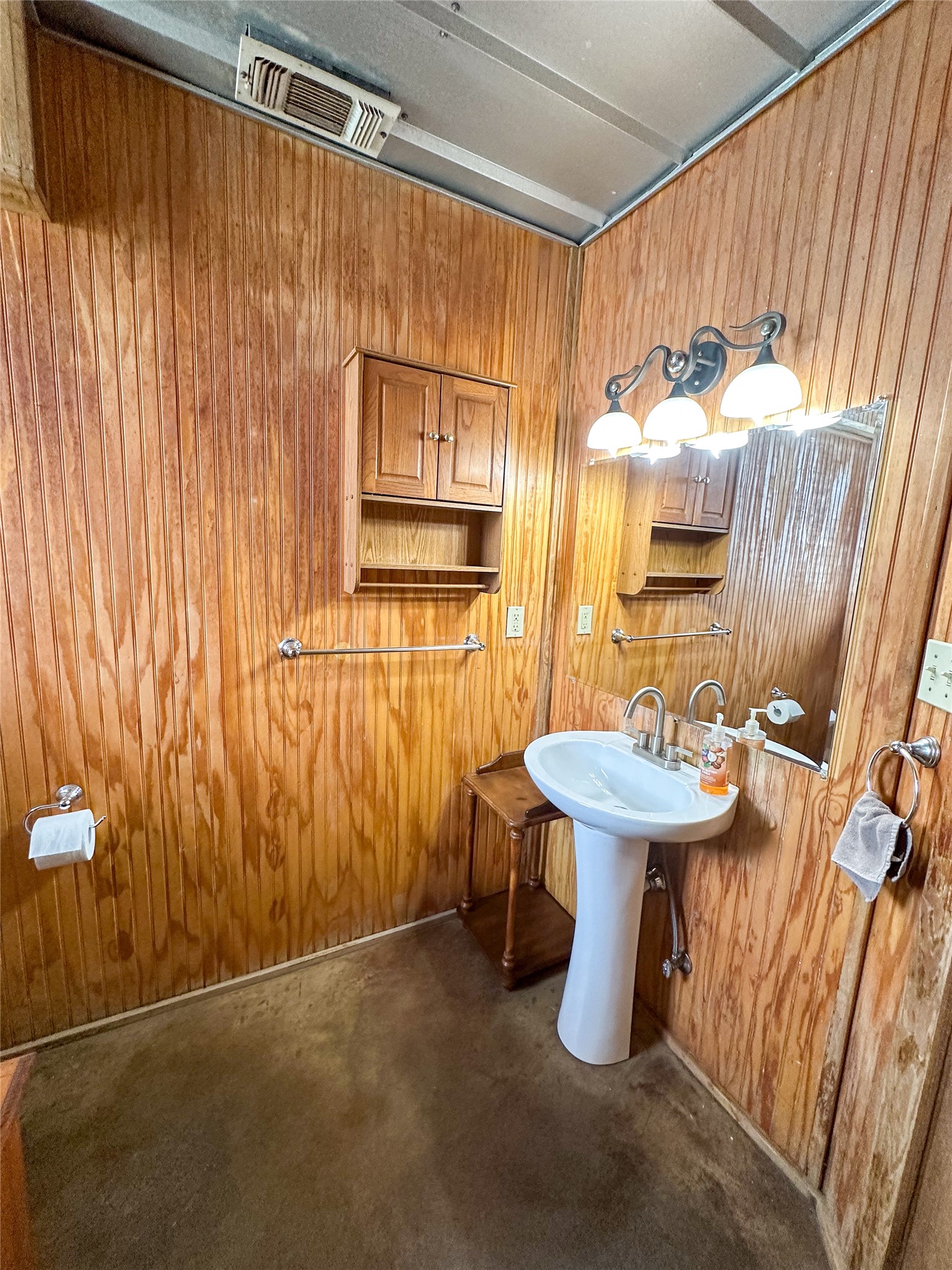 101 S Loop Drive Brady TX 76825