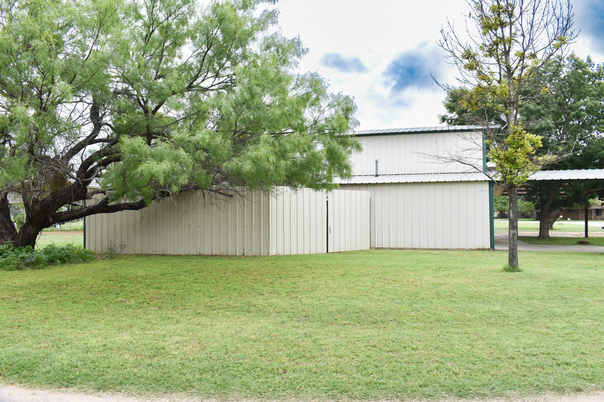 101 S Loop Drive Brady TX 76825