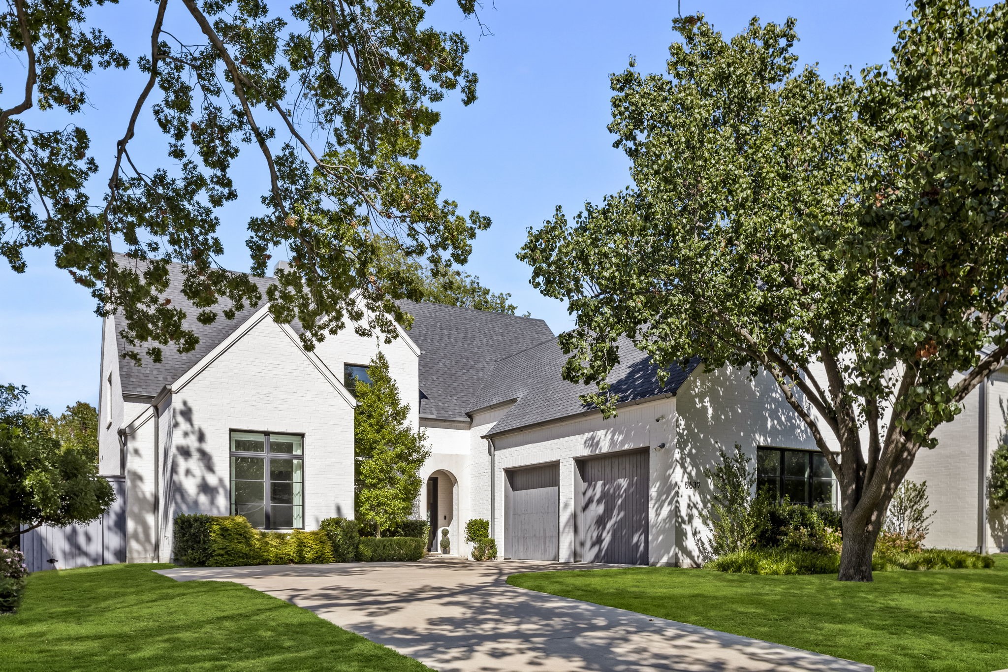 5639 W Amherst Avenue Dallas TX 75209