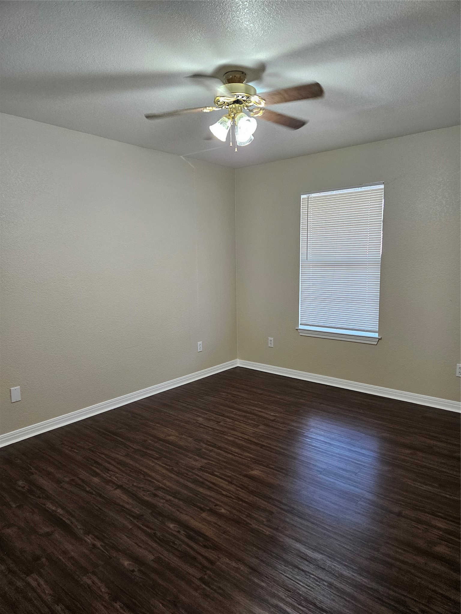 217 E Craven Avenue Lacy Lakeview TX 76705