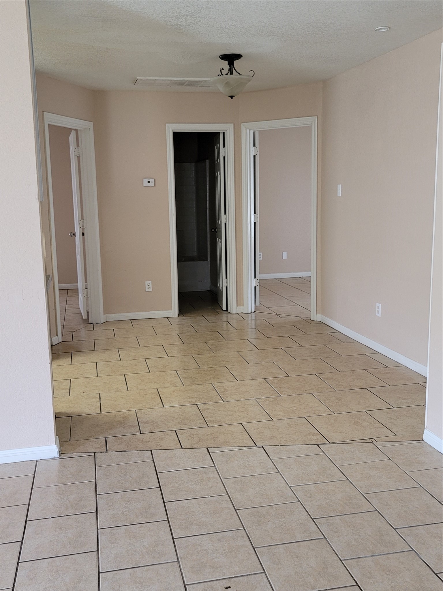 217 E Craven Avenue Lacy Lakeview TX 76705
