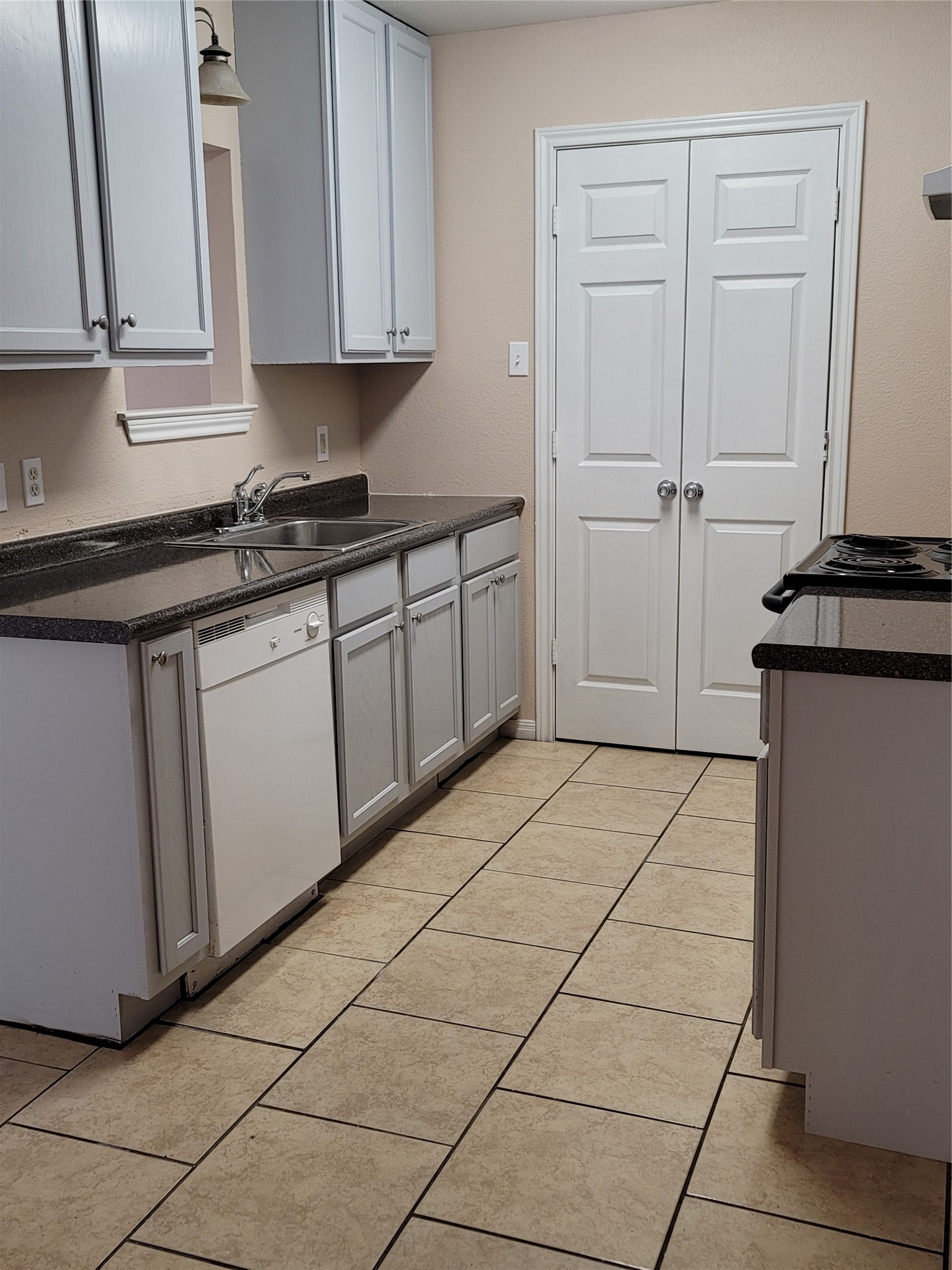 217 E Craven Avenue Lacy Lakeview TX 76705