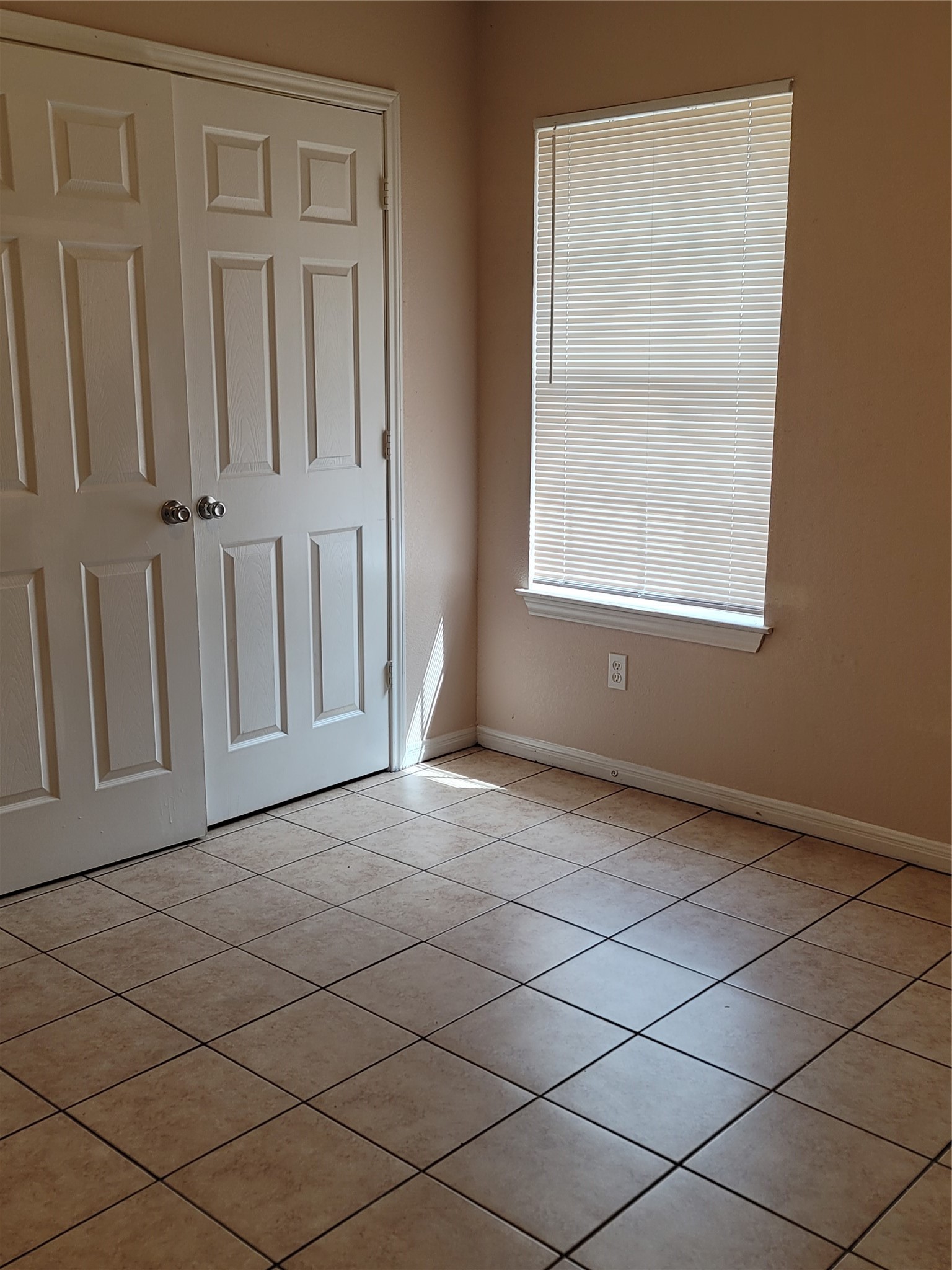 217 E Craven Avenue Lacy Lakeview TX 76705