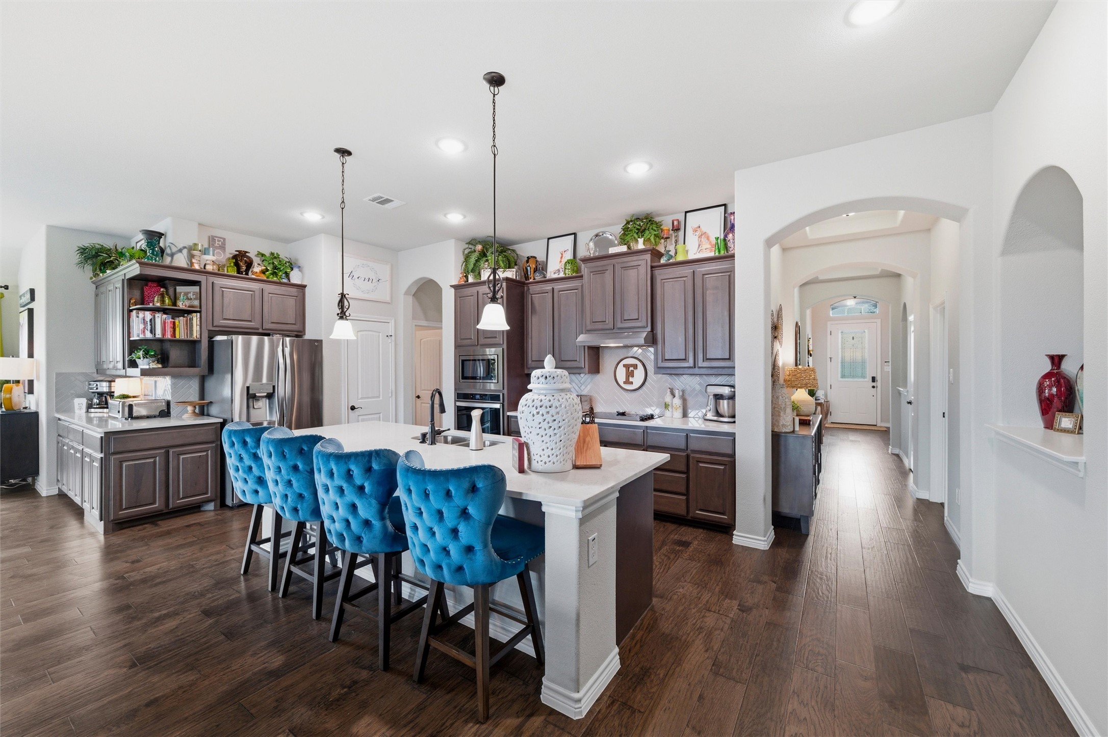 1866 Riviera Drive Waxahachie TX 75165