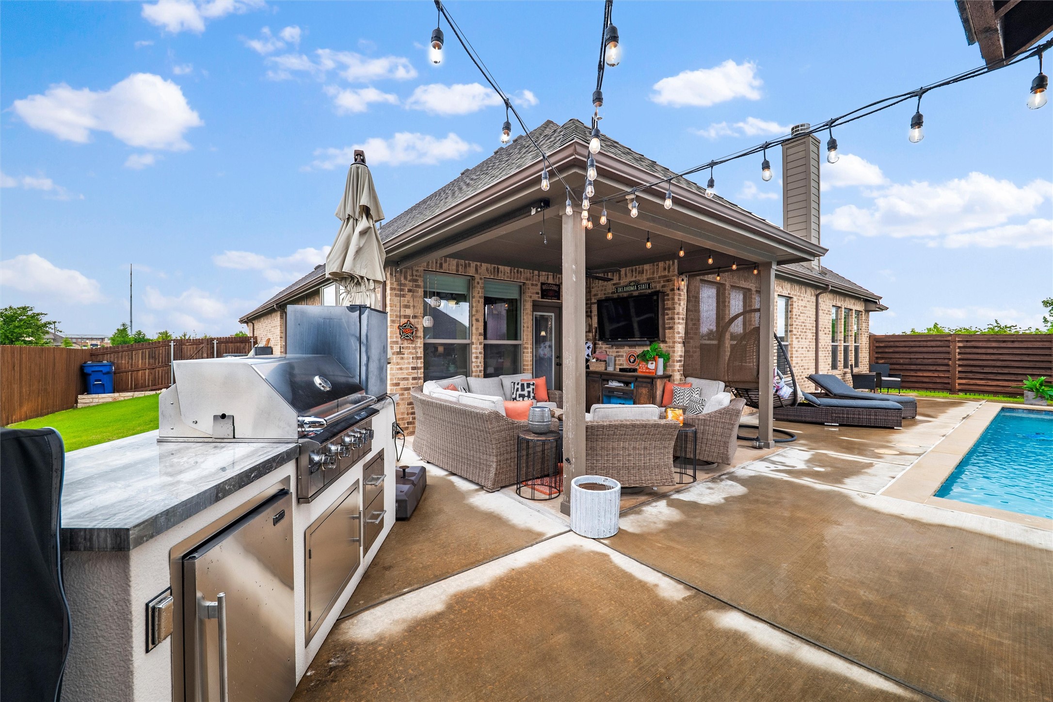 1866 Riviera Drive Waxahachie TX 75165