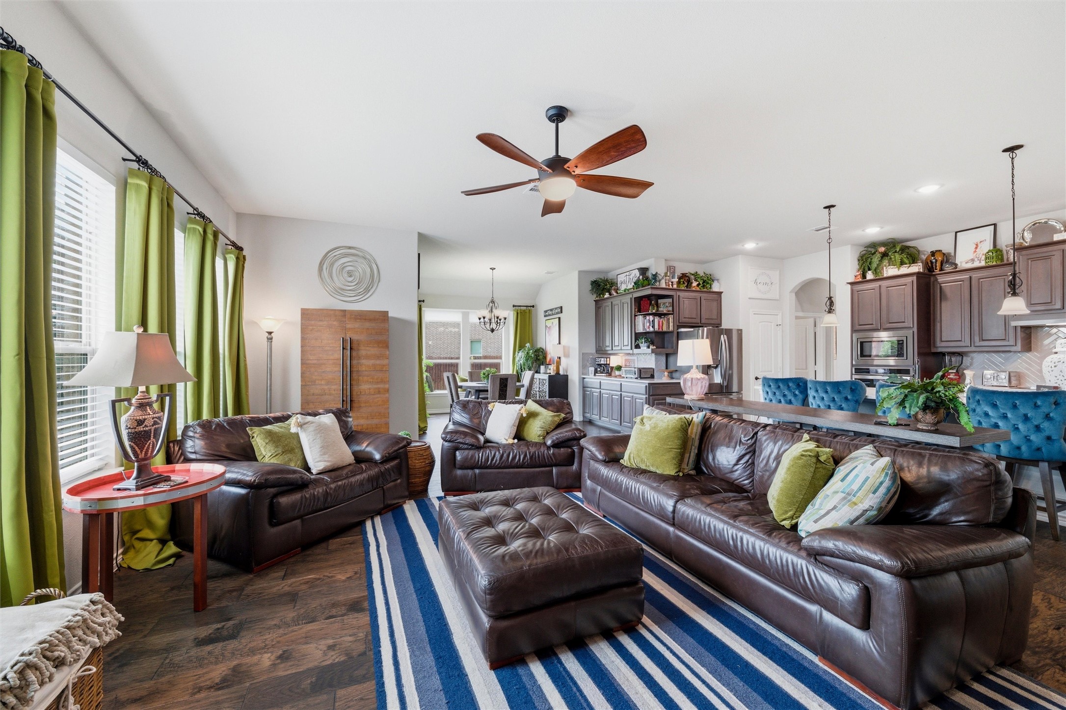 1866 Riviera Drive Waxahachie TX 75165