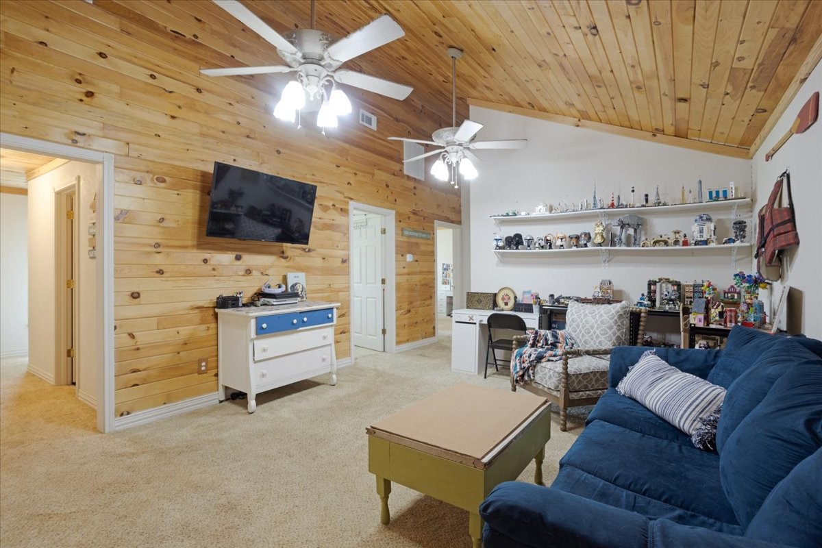 6130 Peninsula Circle Athens TX 75752