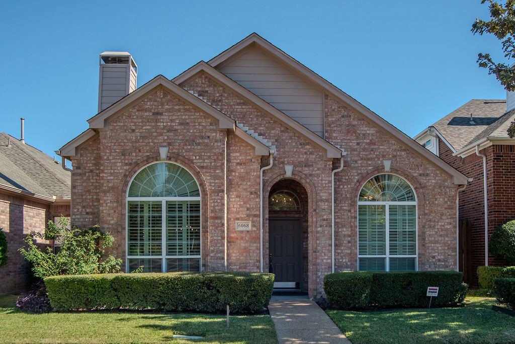 6068 Thursby Avenue Dallas TX 75252