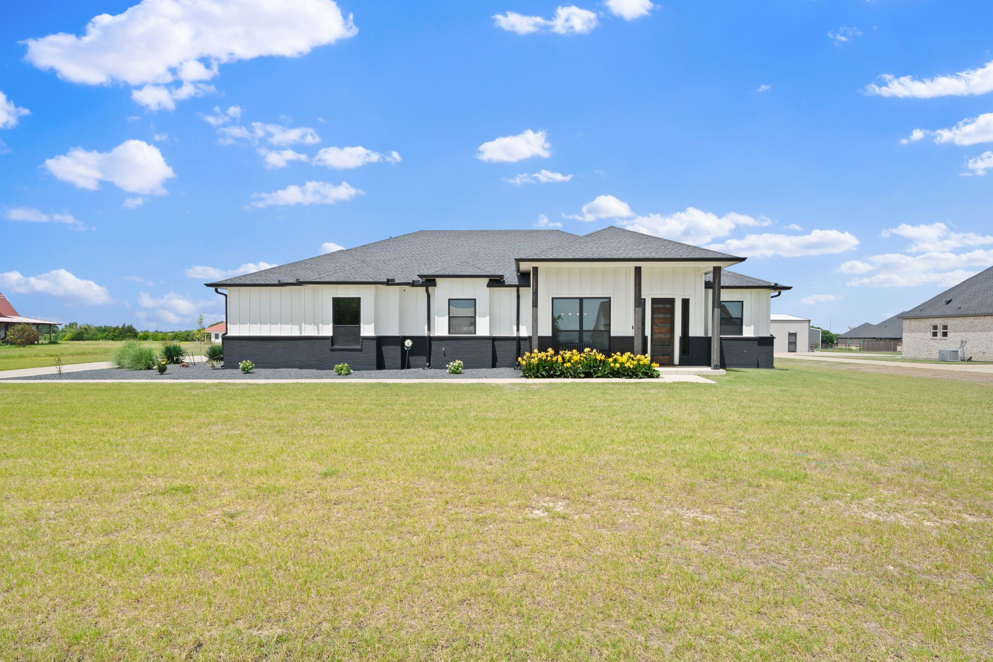 140 Lone Elm Road Waxahachie TX 75167