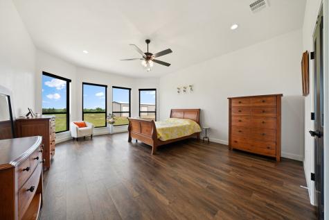 140 Lone Elm Road Waxahachie TX 75167