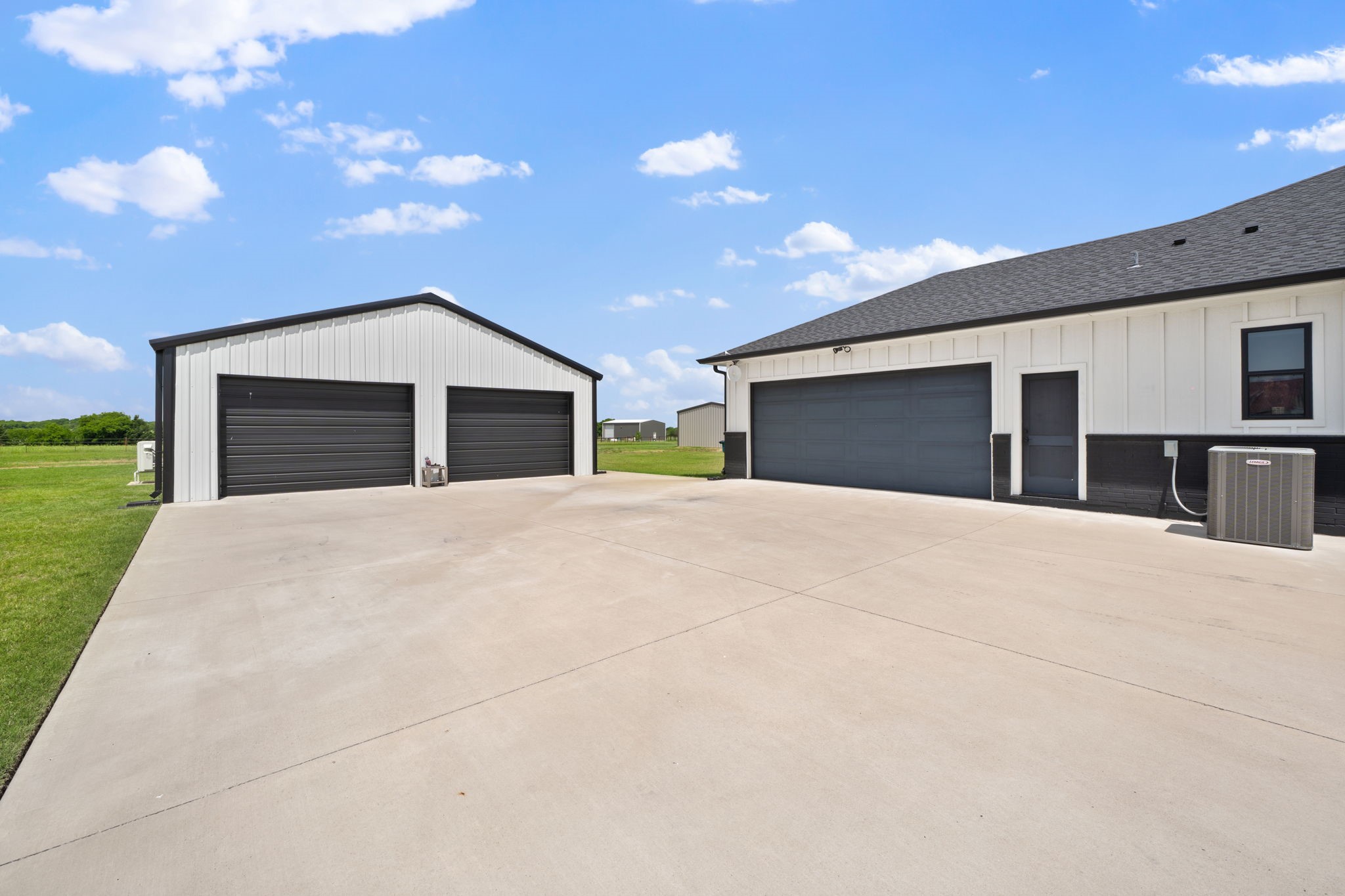 140 Lone Elm Road Waxahachie TX 75167