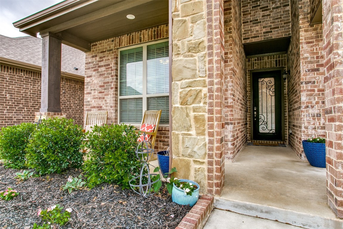 2404 Whispering Pines Drive Fort Worth TX 76177