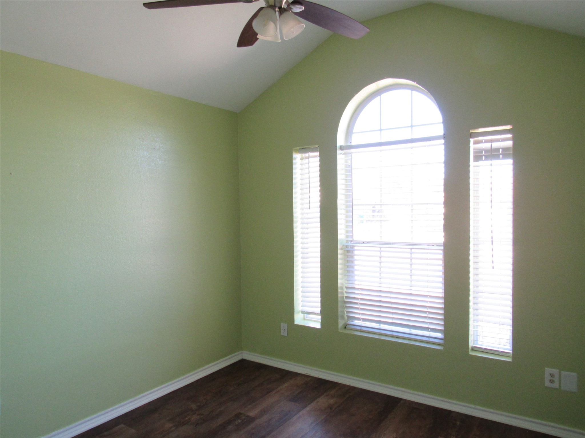 105 Wildcat Drive Lacy Lakeview TX 76705