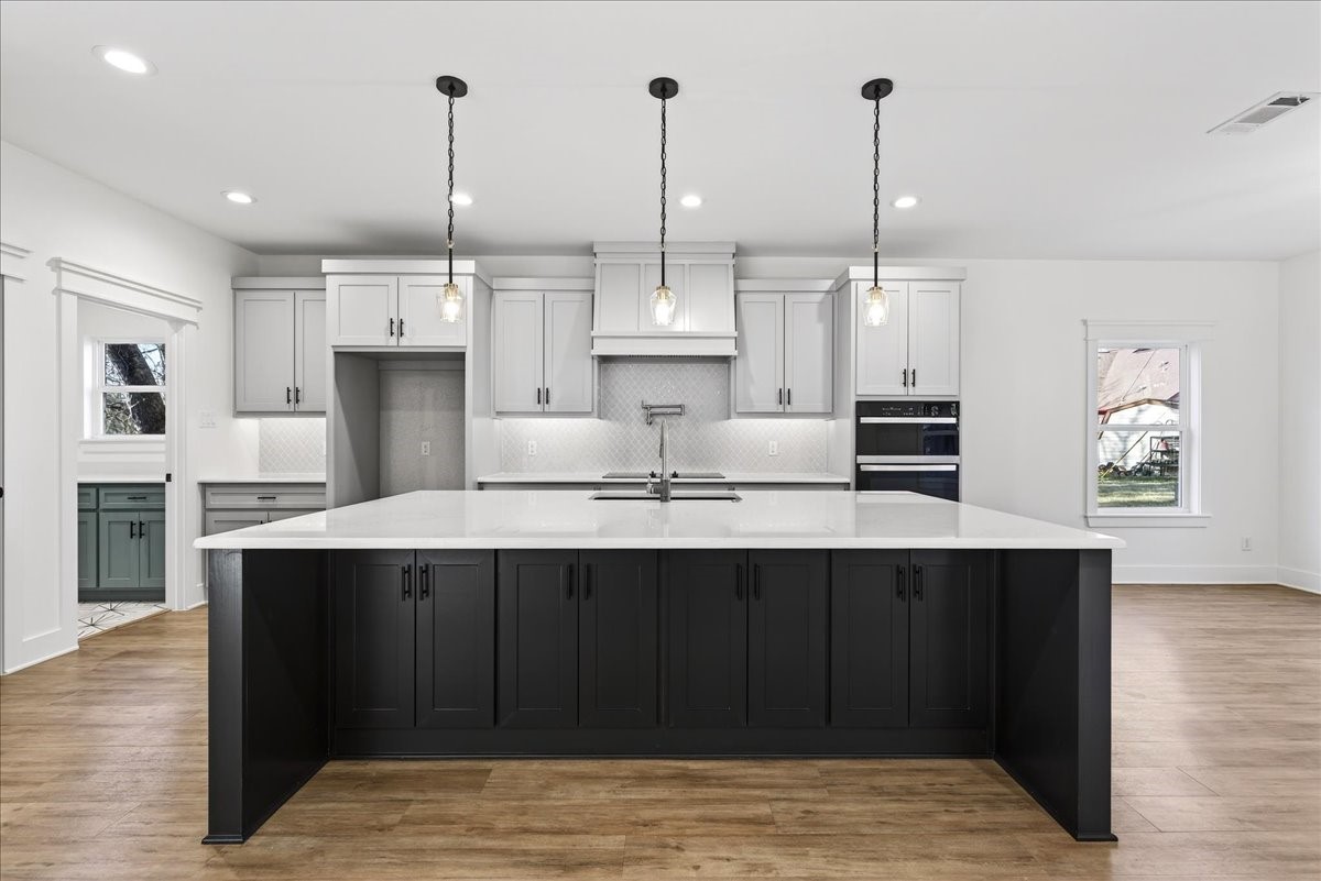 114 Castlewood Road Enchanted Oaks TX 75156